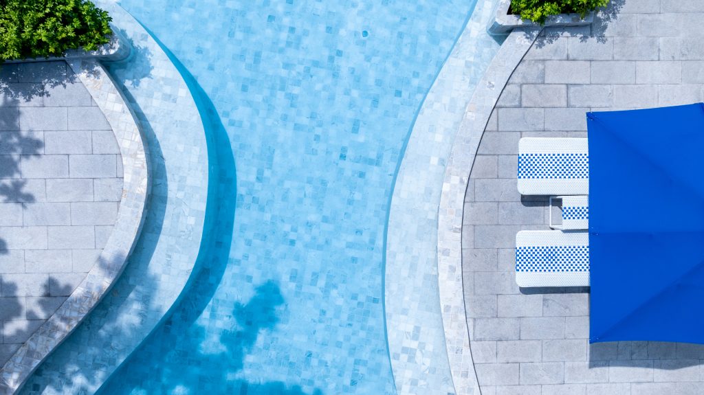 Fiberglass vs Concrete Pools